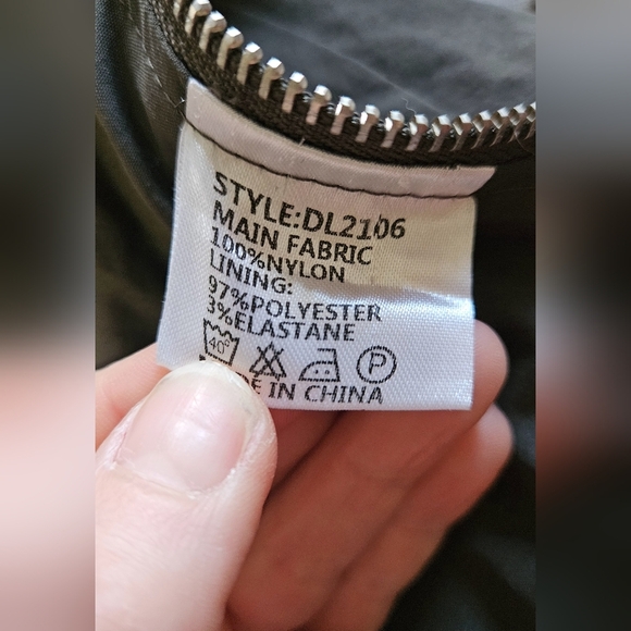 BY.DYLN Zach Utility Nylon Jacket in Coal/olive green. Size Small - Picture 6 of 16